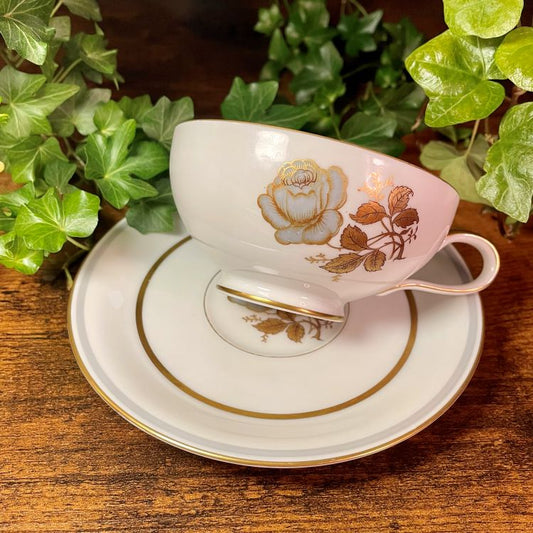 Eschenbach Minerva Blue Roses Teacup Candle | Tea Rose