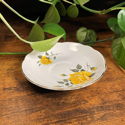 Royal Ascot Yellow Rose Teacup Candle | Sunshine