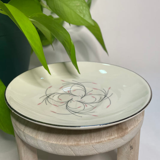 Homer Laughlin Rhythm Capri Custom Teacup Candle | 6 oz.