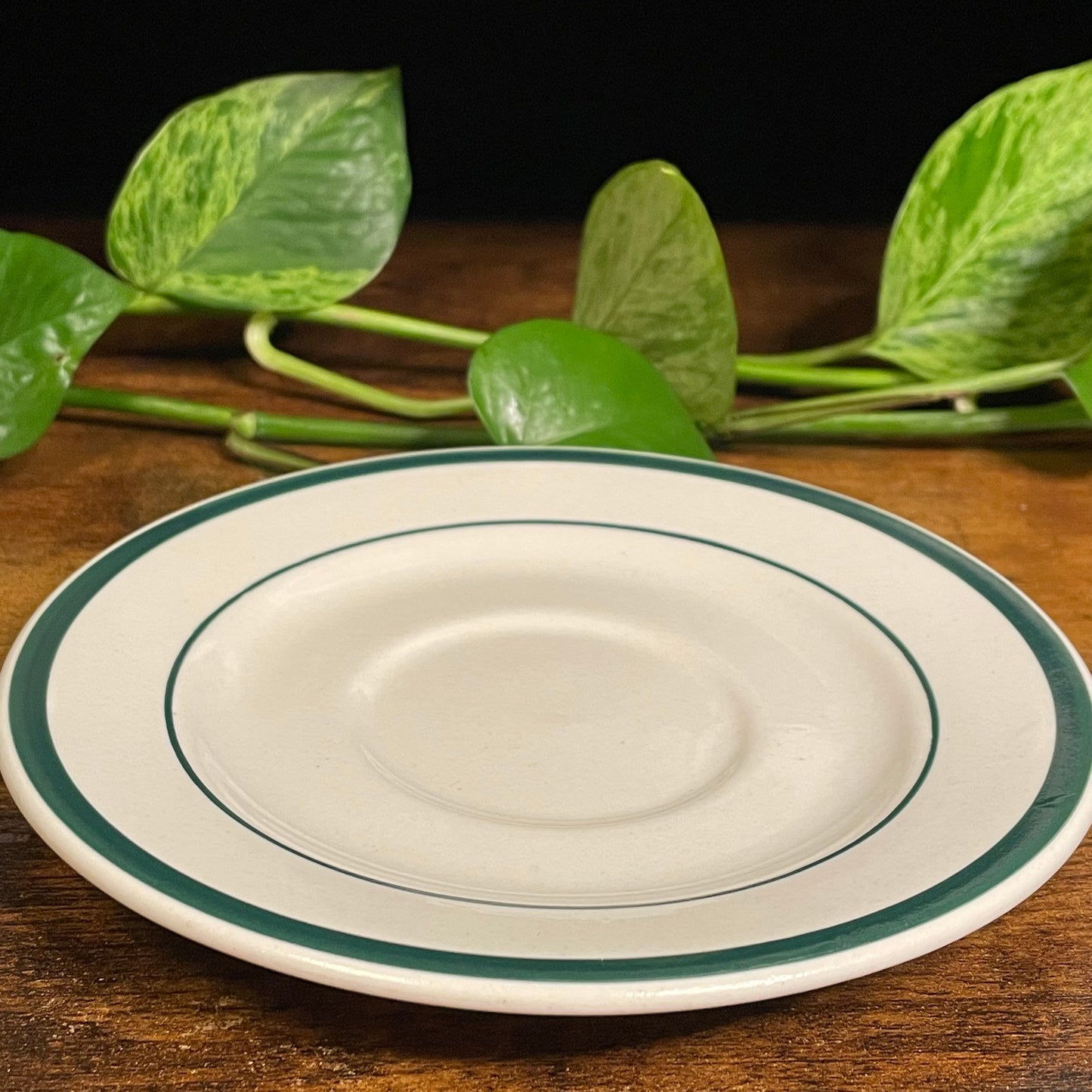 Christmas Tree Teacup Candle | Mistletoe