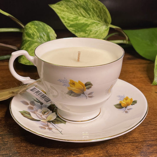 Royal Dover English Yellow White Rose Flower Teacup Candle | Calla Lily