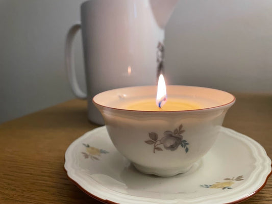Common Candle-Burning Problems: Why Is My Candle Tunneling?