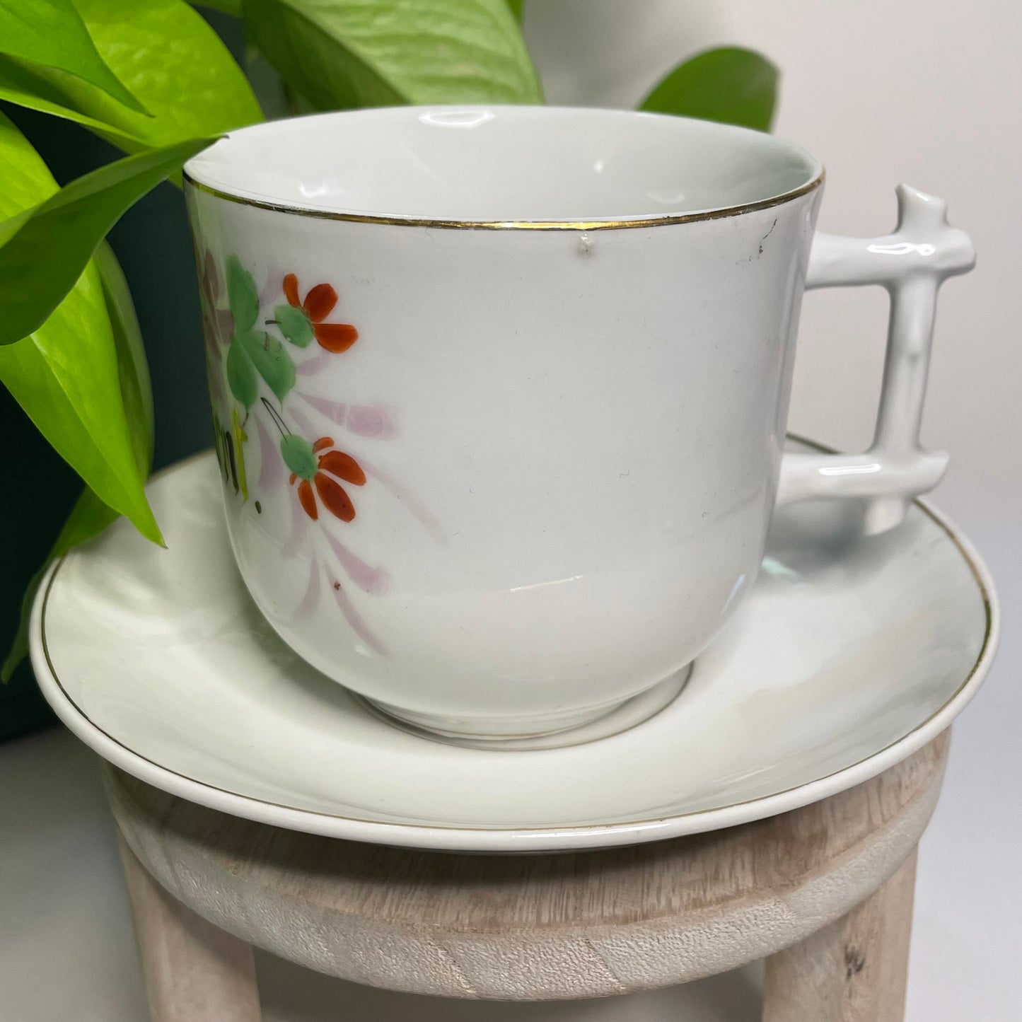 A Present Floral Custom Teacup Candle | 10 oz.