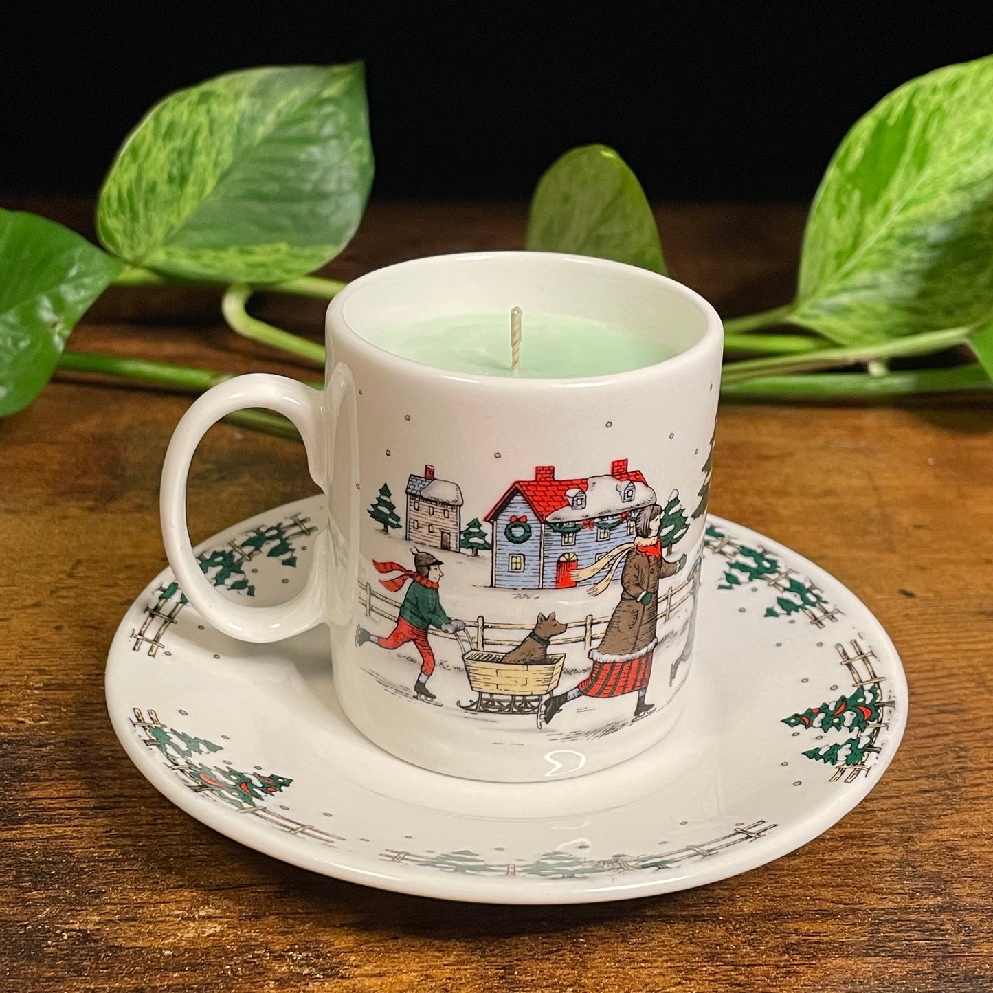 Studio Nova Christmas Skating Espresso Cup Candle | Balsam & Cedar