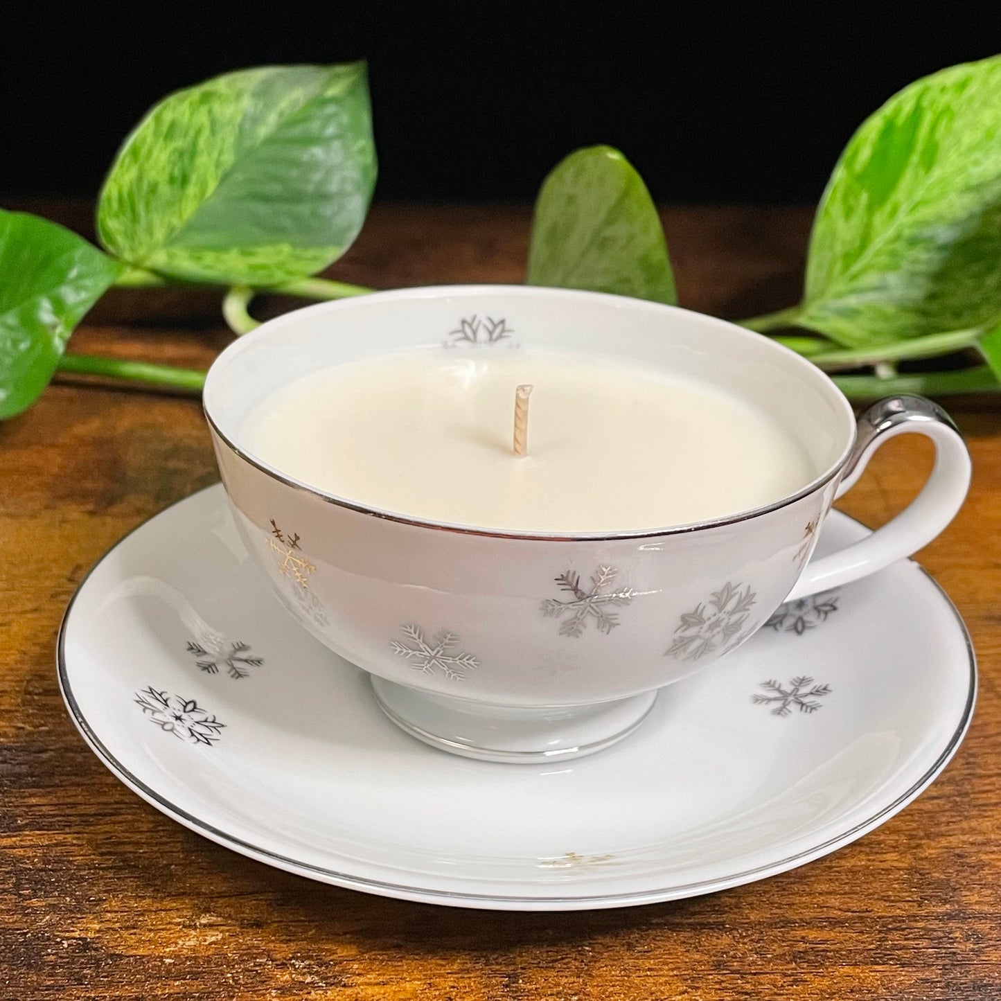 Empress China Dawn Snowflakes Teacup Candle | Various Fragrances