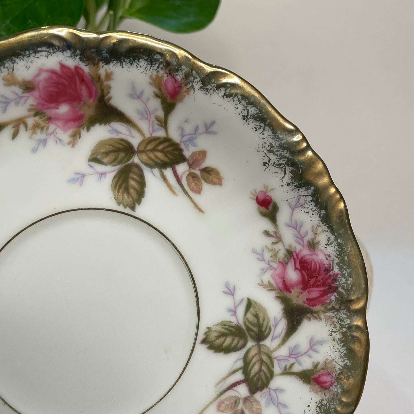 Gilded Roses Footed Custom Teacup Candle | 4 oz.