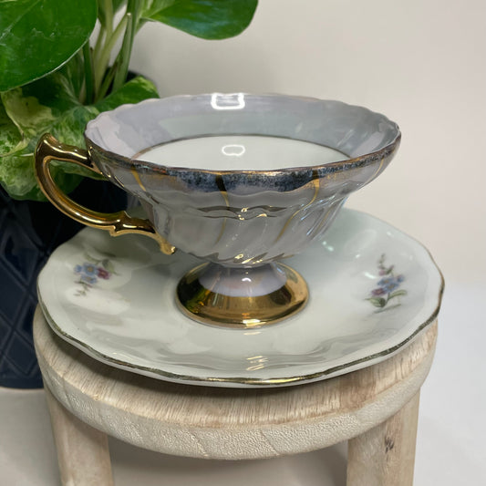 Gilded White Pedestal Custom Teacup Candle | 4 oz.