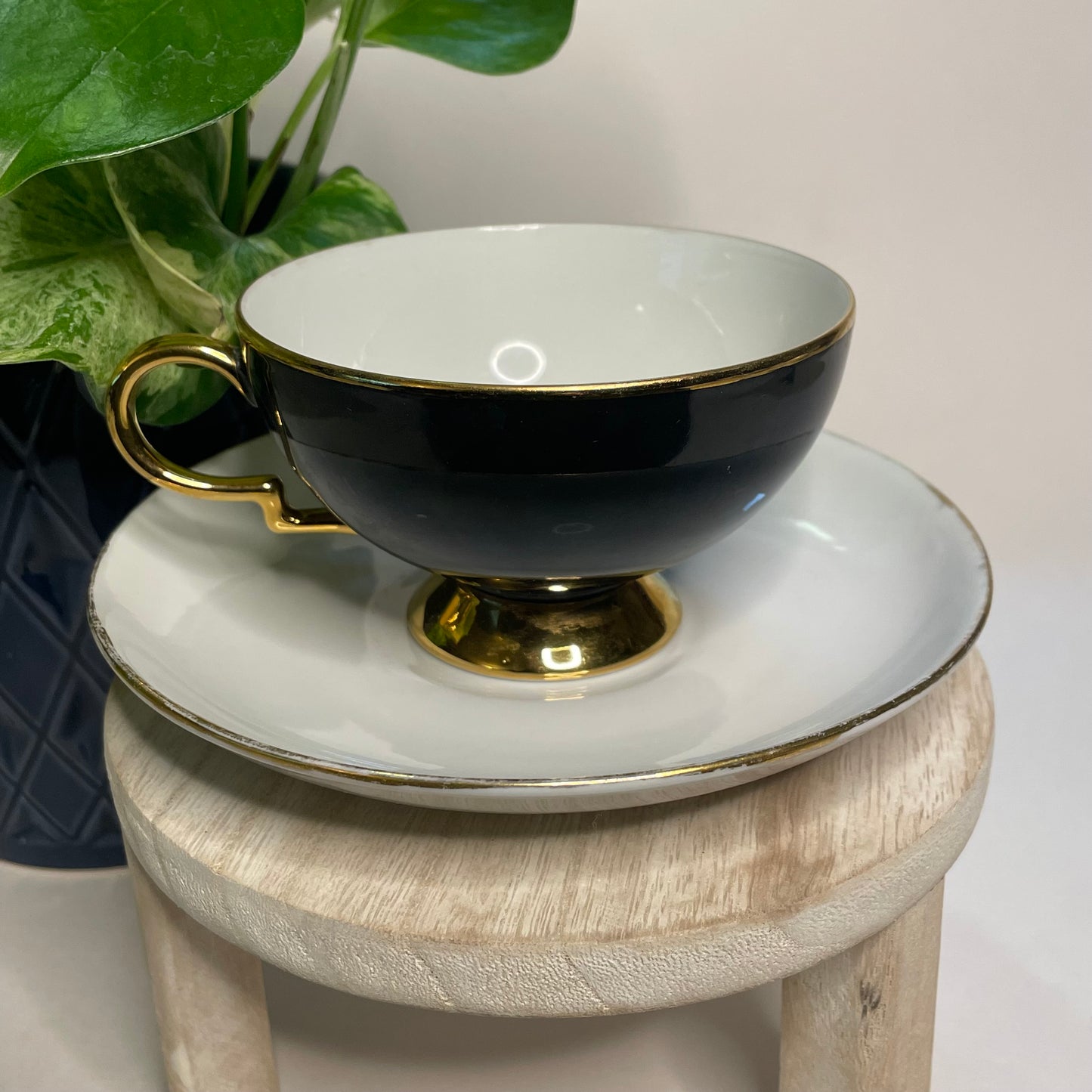 Rudolph Wachter Black With Cabbage Rose Custom Teacup Candle | 4 oz.