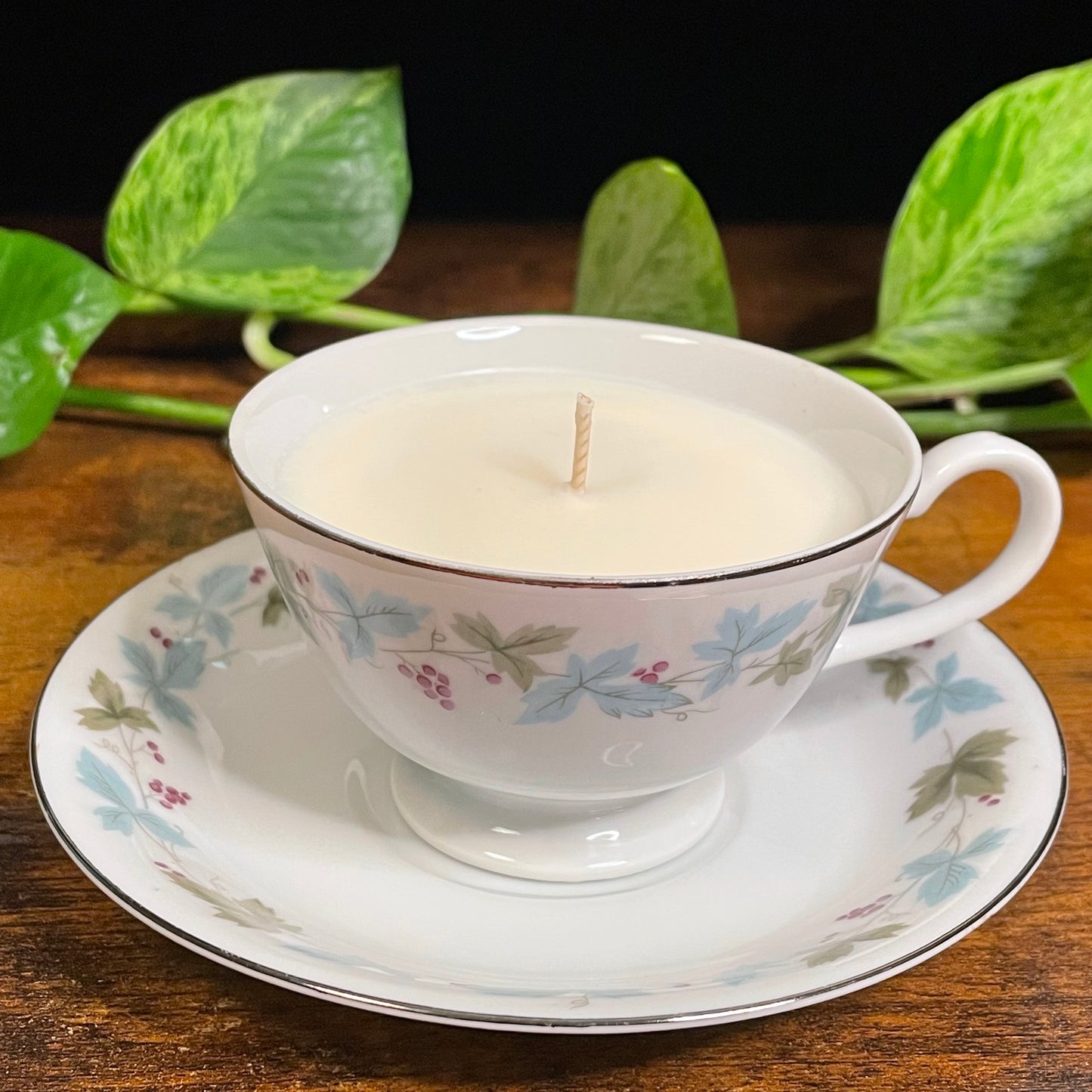 Vintage MS Maple Leaves & Berries Teacup Candle | Various Fragrances