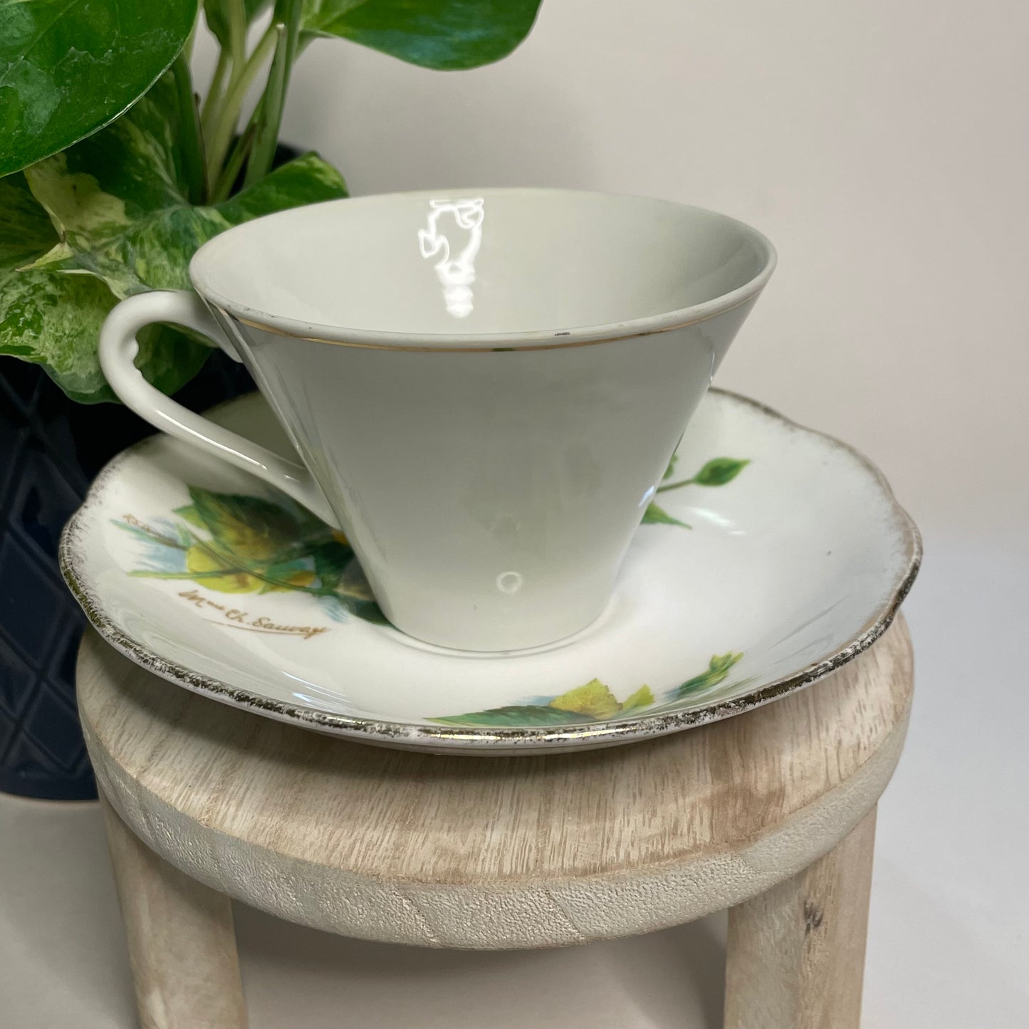Pale Yellow Roses Custom Teacup Candle | 4 oz.
