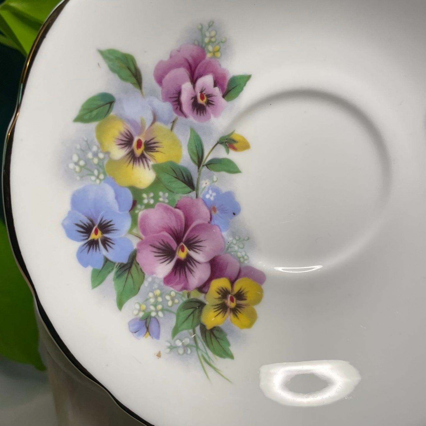 Royal Kendal Multicolored Violets Custom Teacup Candle | 4.75 oz.