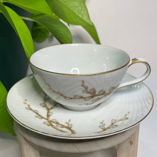 Century China Brook Willow Custom Teacup Candle | 5 oz.