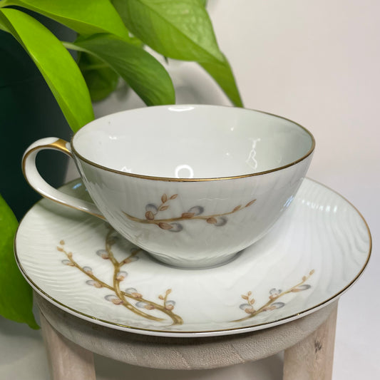 Century China Brook Willow Custom Teacup Candle | 5 oz.