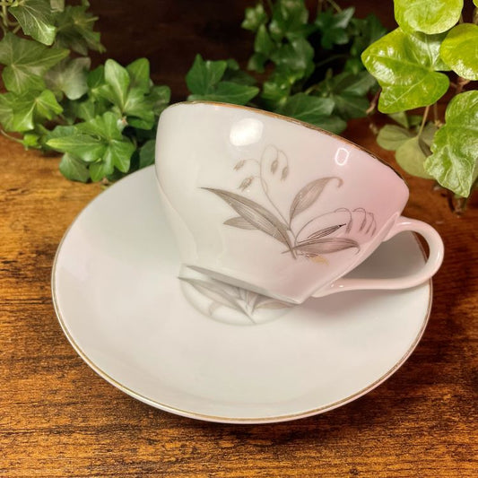 Kaysons Golden Rhapsody Teacup Candle | Various Fragrances