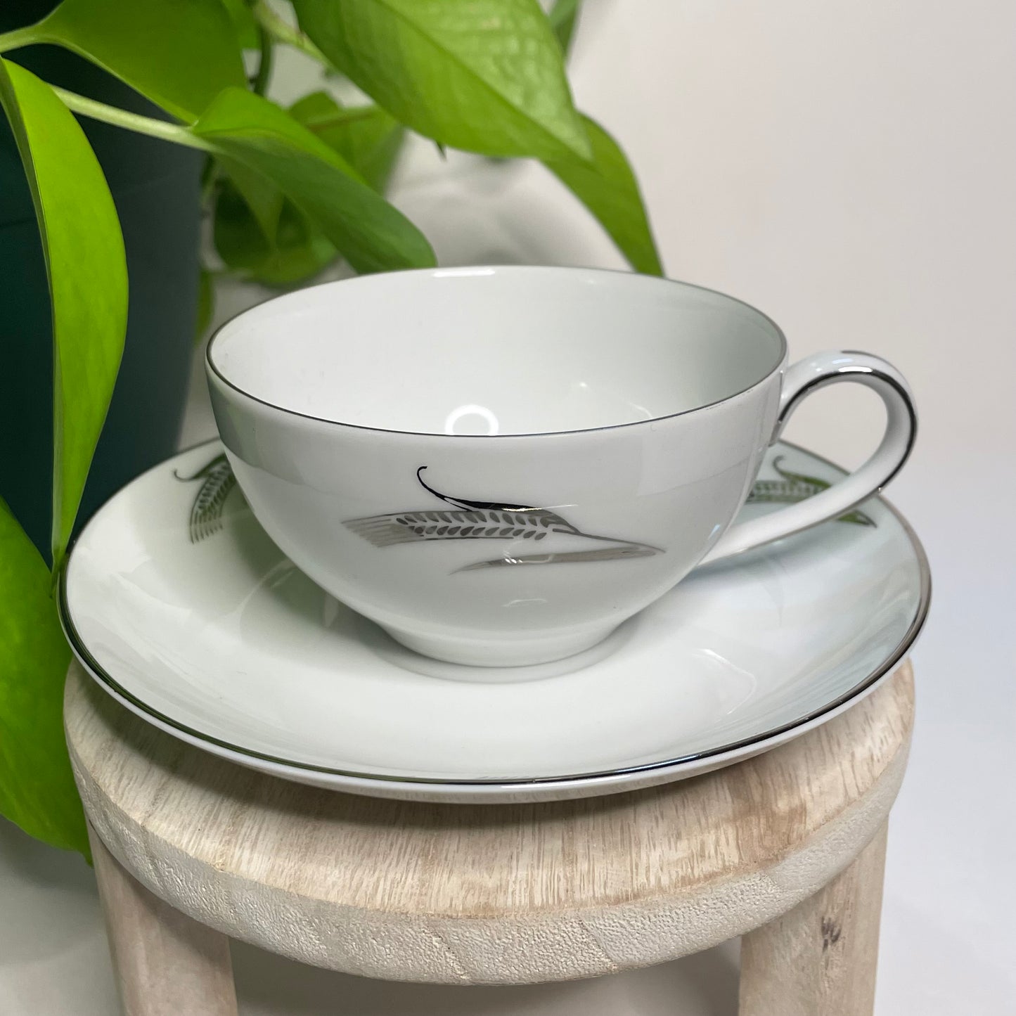 Fukagawa Arita Wheat Teacup Candle | 5 oz.
