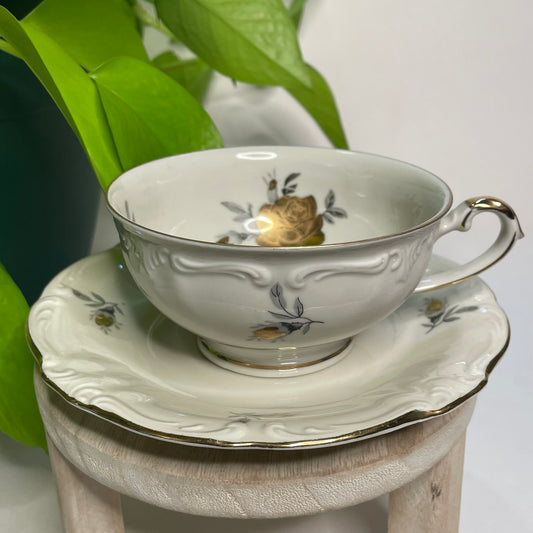 Golden Rose Custom Teacup Candle | 5 oz.