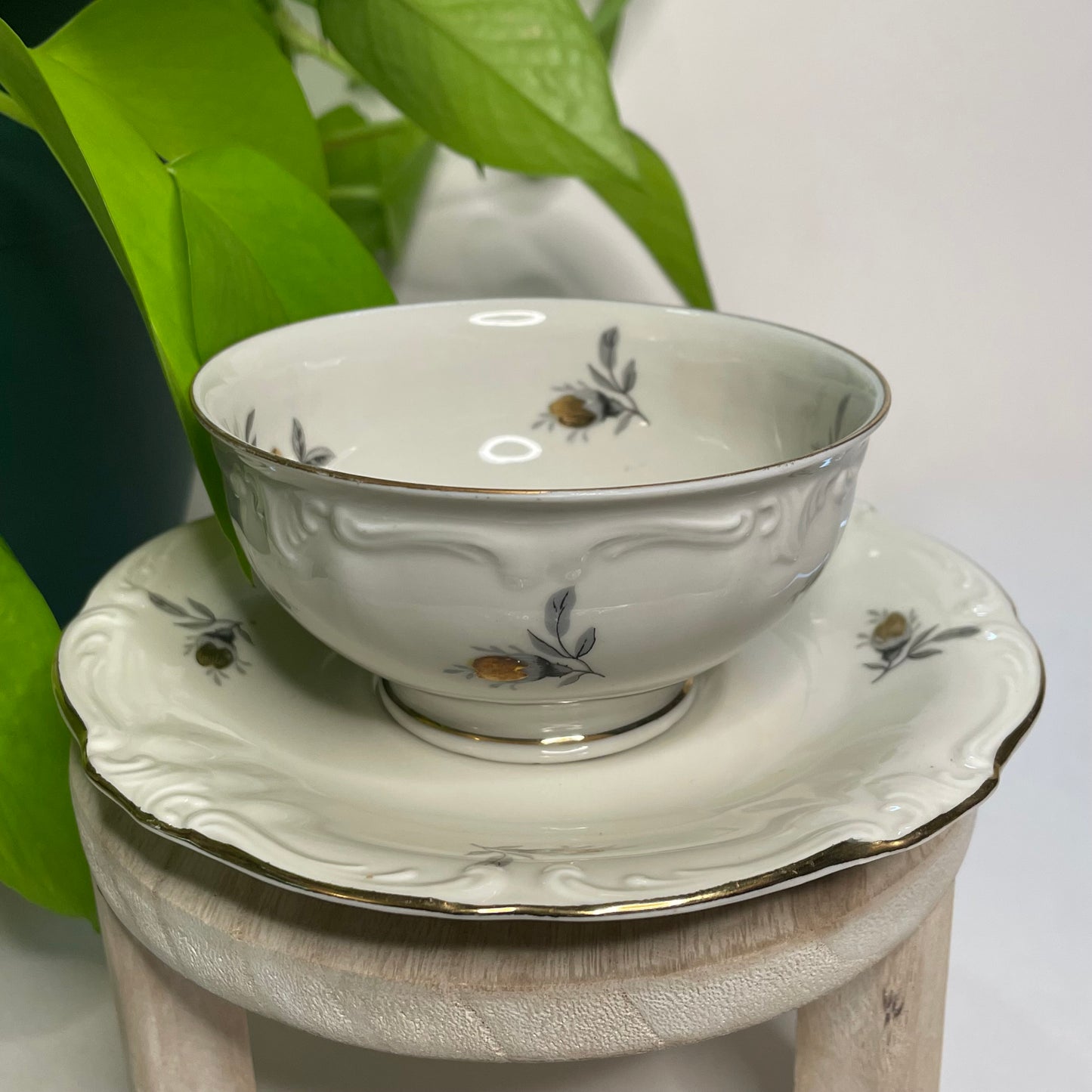 Golden Rose Custom Teacup Candle | 5 oz.