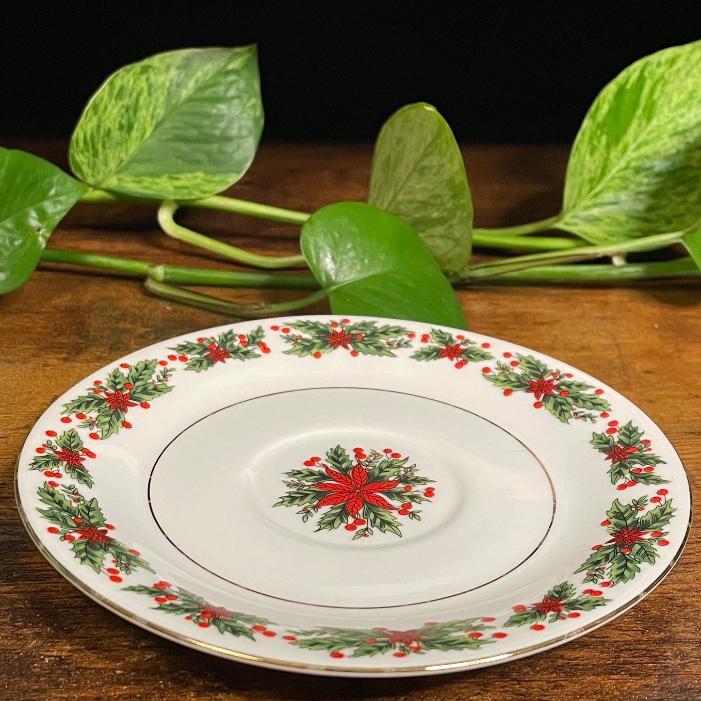 Truly Tasteful Christmas Poinsettia Teacup Candle | Evergreen & Apple