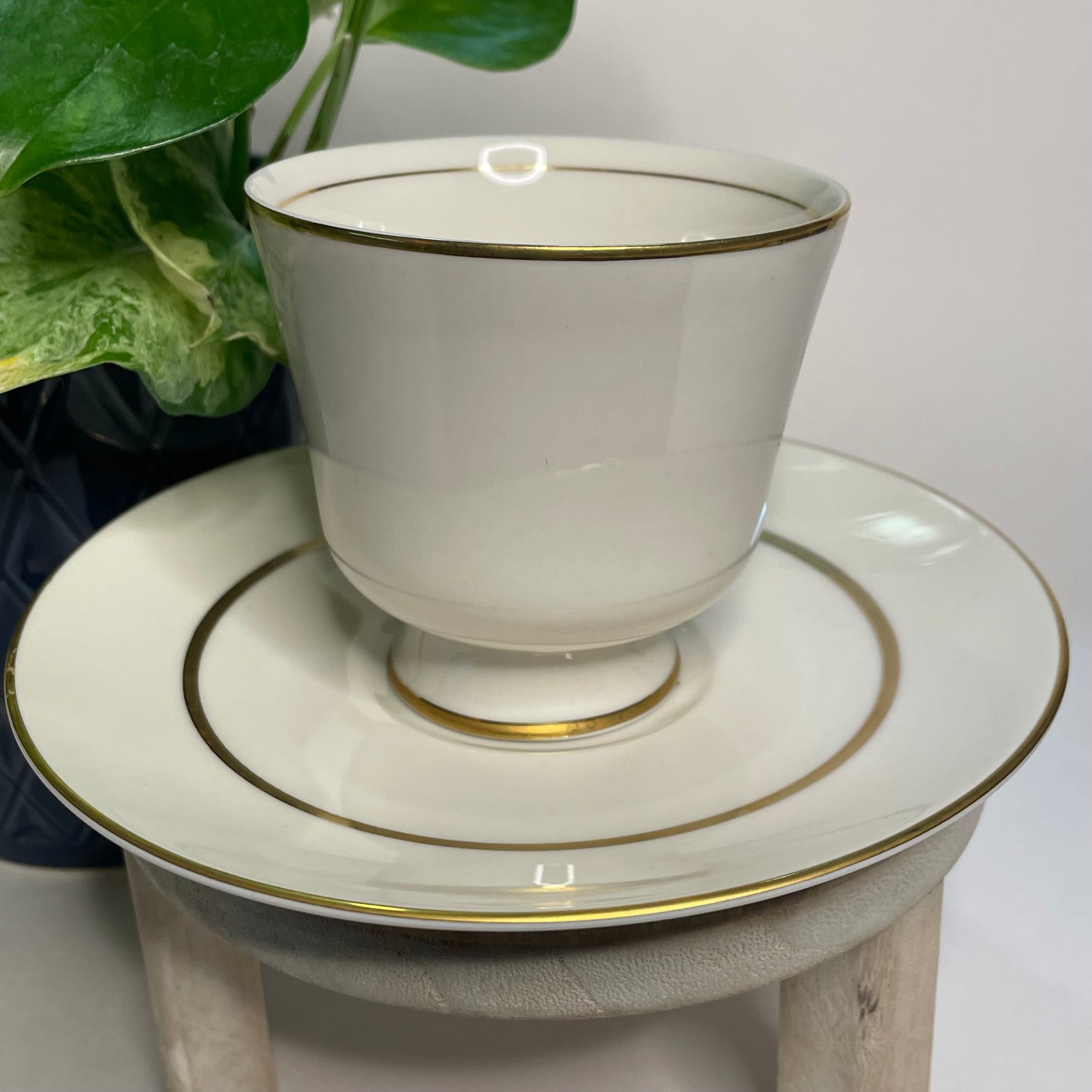 Royal Castle Ivory China "Bliss" Wheat Custom Teacup Candle | 5.5 oz.