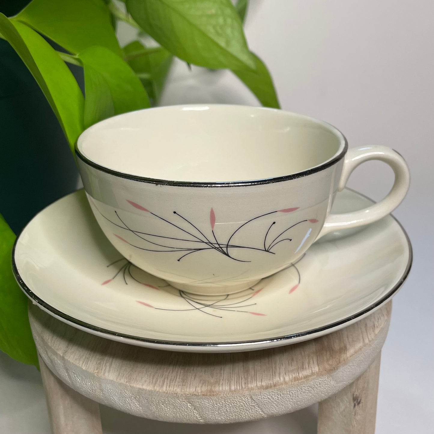 Homer Laughlin  Rhythm Capri Custom Teacup Candle | 6 oz.
