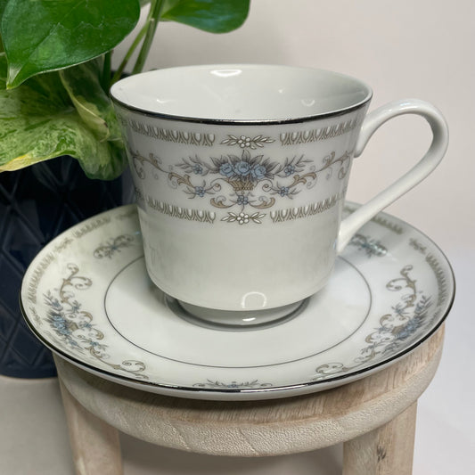 Wade "Diane" Porcelain Custom Teacup Candle | 6.5 oz.
