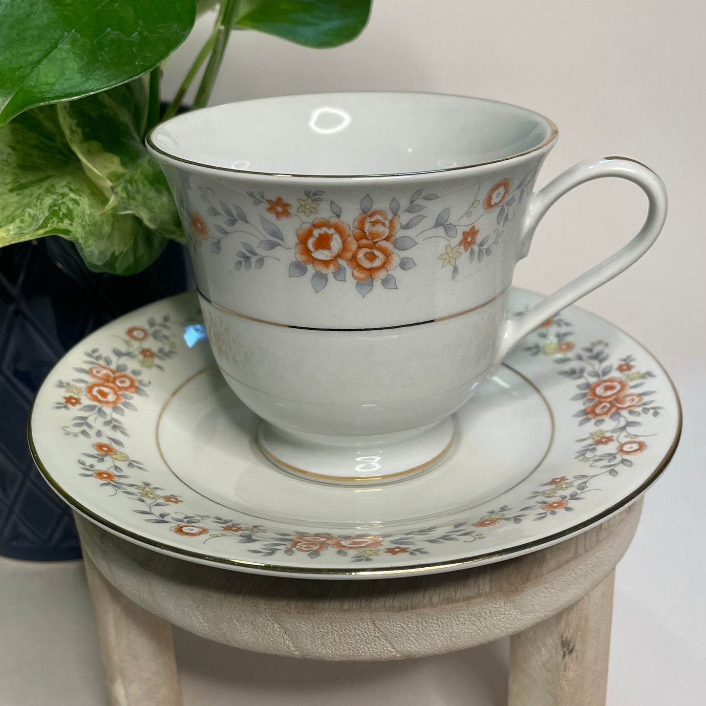 FTDA 1987 Vintage Orange Floral Custom Teacup Candle | 6 oz.