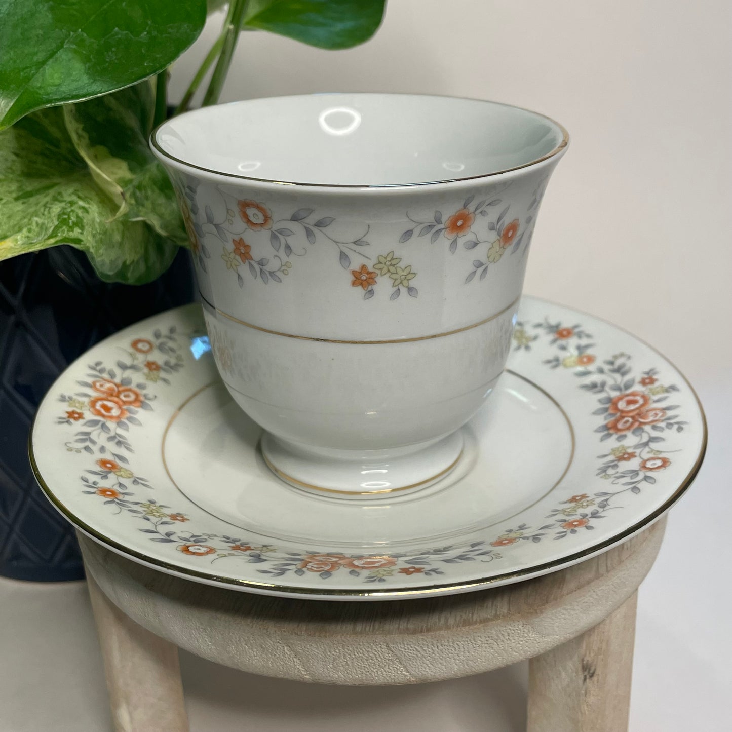 FTDA 1987 Vintage Orange Floral Custom Teacup Candle | 6 oz.
