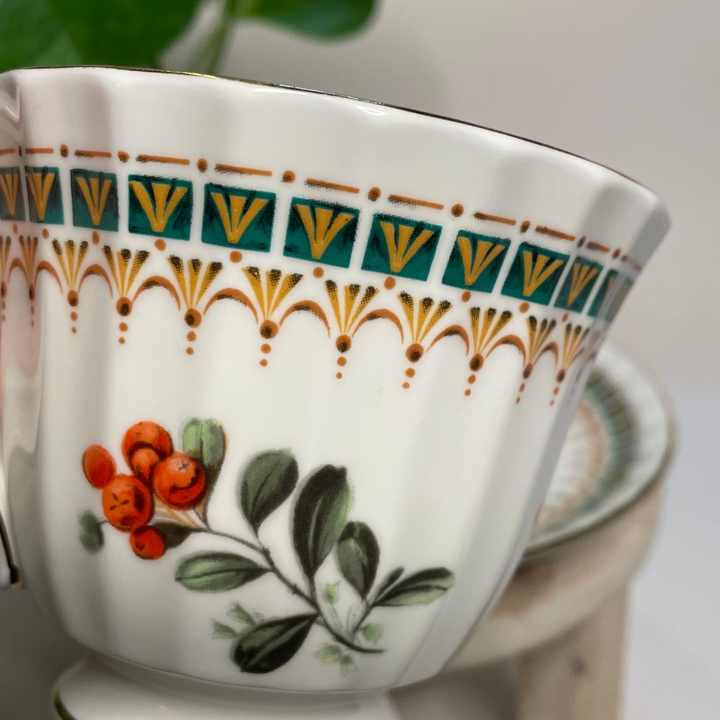 Duchess England Kingsley Fruits Raspberry Custom Teacup Candle | 6 oz.