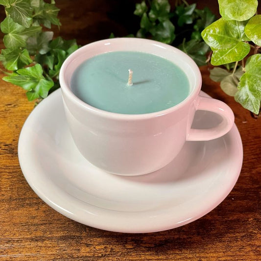 Heavy White Teacup Candle | Oakmoss & Amber