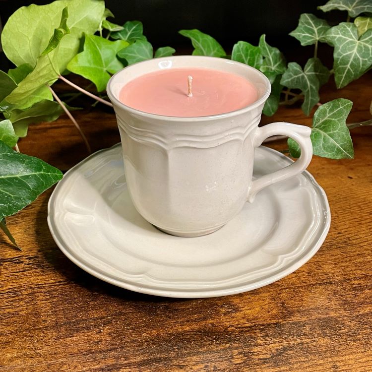 Southampton Off-White Teacup Candle | Various Scents