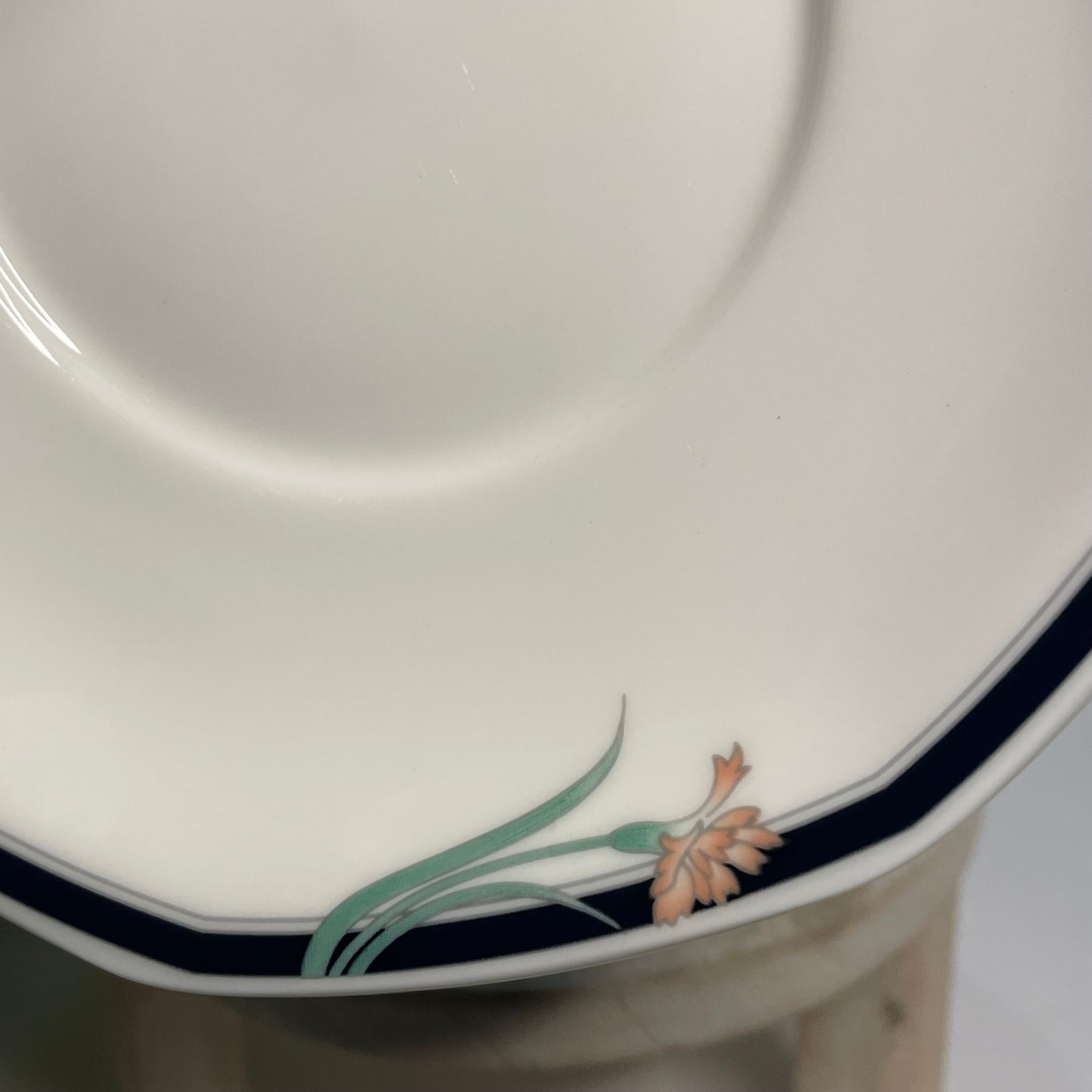 Royal Doulton Juno Custom Teacup Candle | 7 oz.