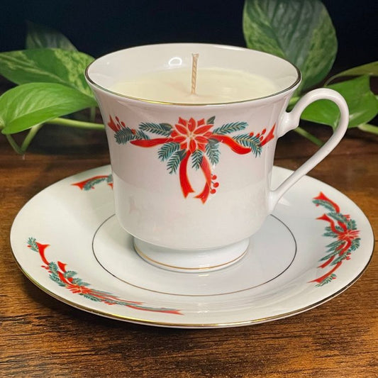 Poinsettia & Ribbon Teacup Candle | Winter's Night