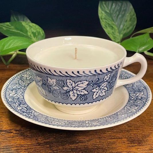Vintage Shakespeare Country Blue Teacup Candle | Winter's Night