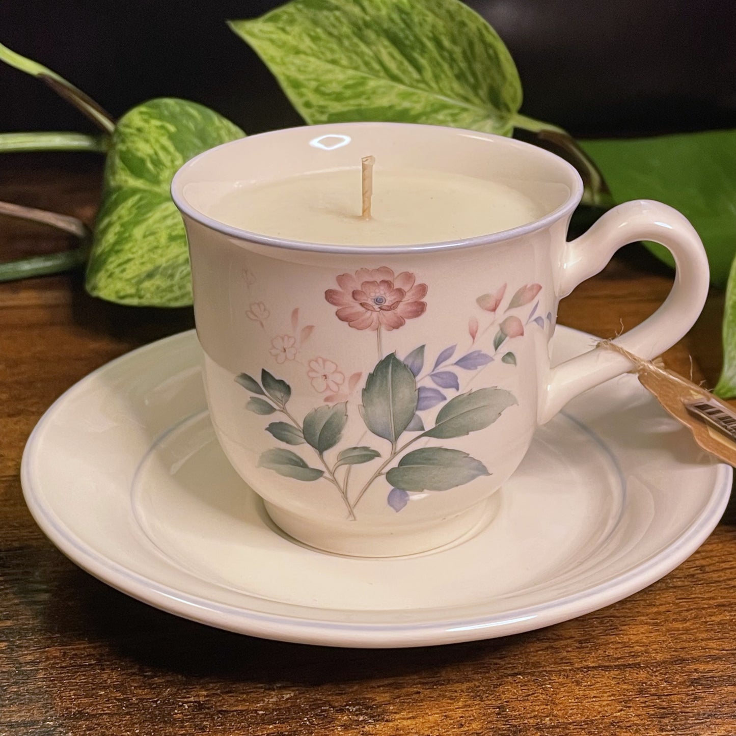 Keltcraft Ireland Teacup Candle | French Market