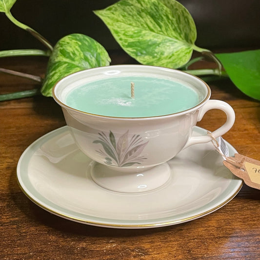 Pickard Gold Trimmed Footed Teacup Candle | Highland Thistle