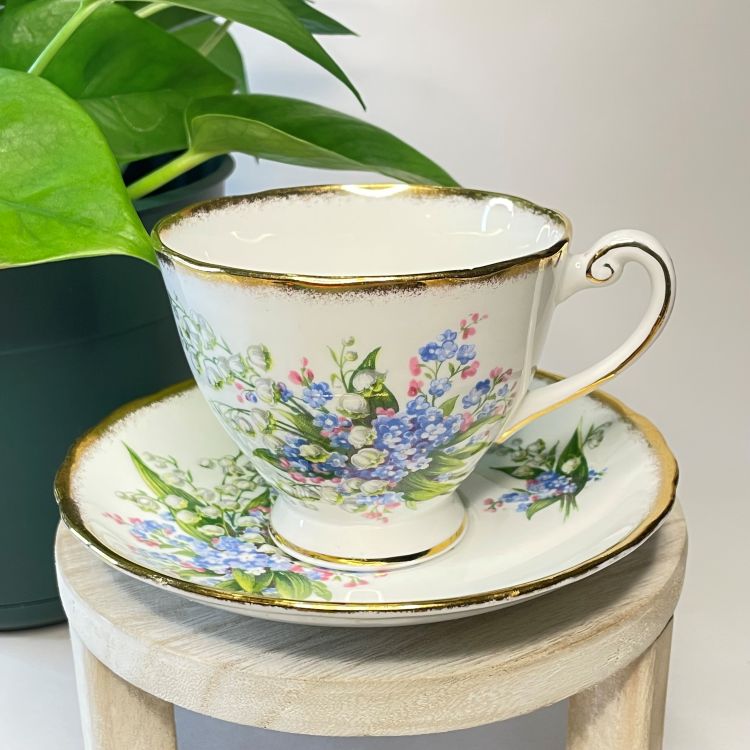 Vintage Golden Crown Forget-Me-Nots Custom Teacup Candle | 6 oz.