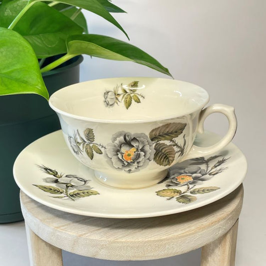 Pope Gosser Black Rose Custom Teacup Candle | 5 oz.