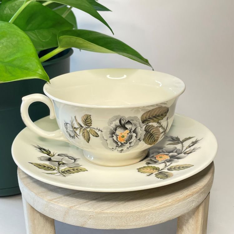 Pope Gosser Black Rose Custom Teacup Candle | 5 oz.