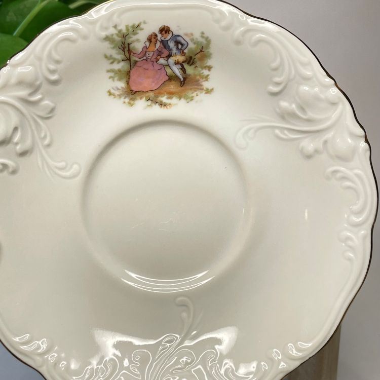 Footed Courting Couple Teacup with Gold Accents Custom Candle | 4 oz.