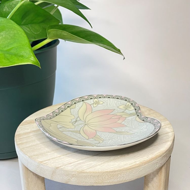 D'Lusso Home Collection Pink Lotus Teacup Candle | 1.5 oz.