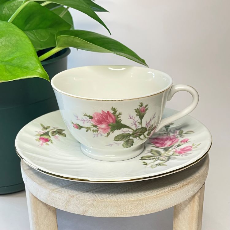 Pink Rose With Gold Rim Custom Teacup Candle | 4.5 oz.