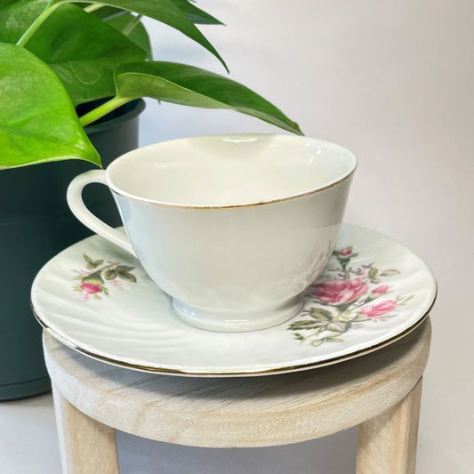 Pink Rose With Gold Rim Custom Teacup Candle | 4.5 oz.