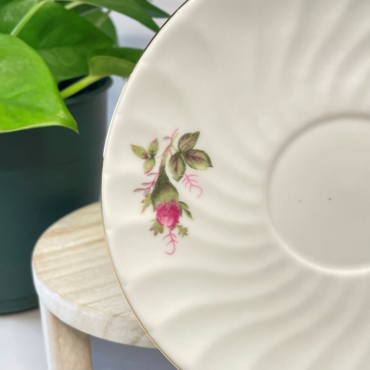 Pink Rose With Gold Rim Custom Teacup Candle | 4.5 oz.