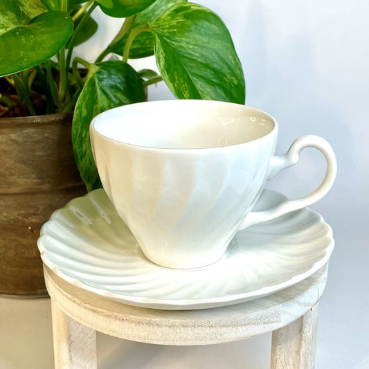 Johnson Bros. Scalloped White Teacup Candle | 5 oz.